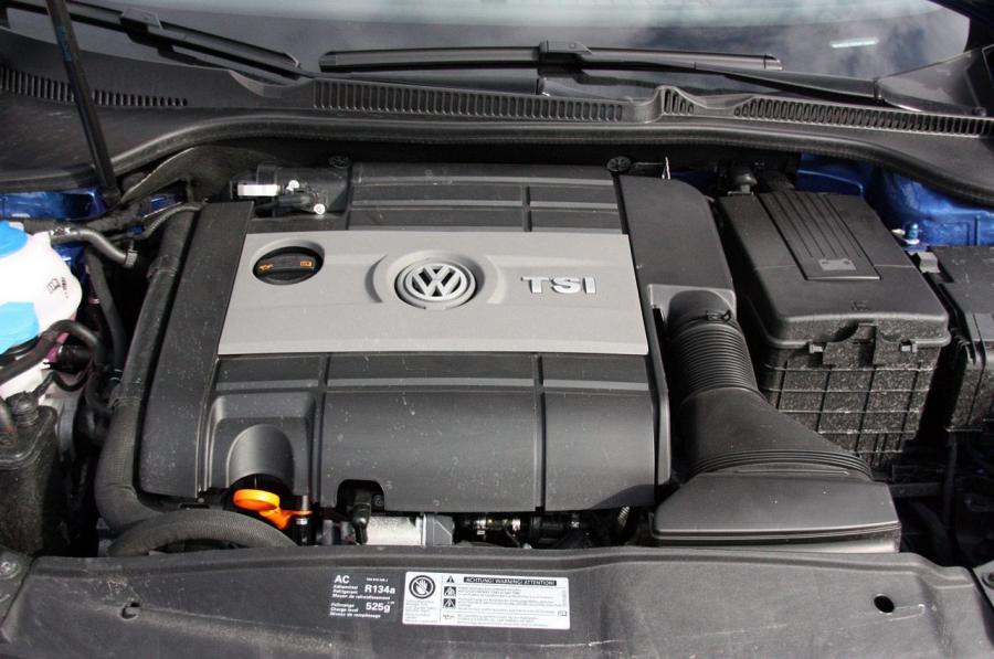  Volkswagen Golf R 2012 года  (фото 97 из 106)